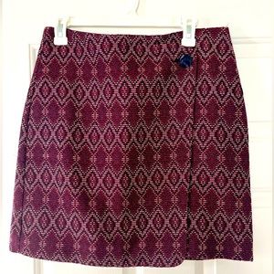 LOFT work skirt great for winter. Size 6. In great condition